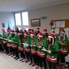 Vianočné vystúpenie stredoškoláčok - 320513151_2021596968034330_8950108726762445248_n