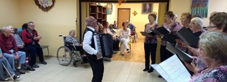 Návšteva speváckej skupiny dôchodcov "stankovčanka" - IMG_20171127_091405585