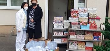 Projekt - kolľko lásky sa zmestí do krabičky od topánok - 263511600_620738345702134_8524268756206786372_n
