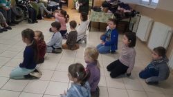 Vianočné vystúpenie detí z mš - 318136064_443846711276646_8096500105221762442_n