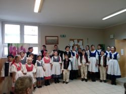 Vystúpenie folklórneho súboru pri príležitosti mesiaca úcty k starším