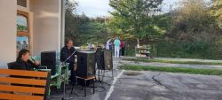Posedenie pri kapustnici