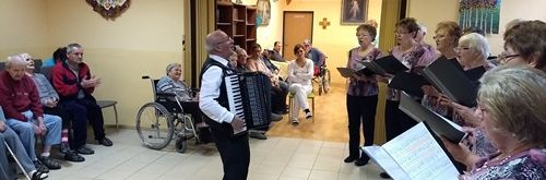 Návšteva speváckej skupiny dôchodcov "stankovčanka" - IMG_20171127_091405585